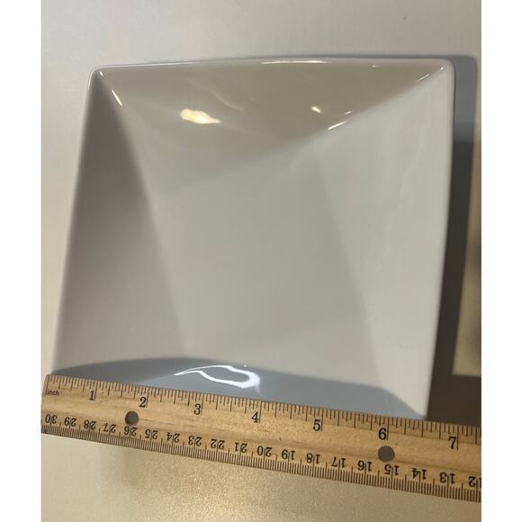 EUC Crate & Barrel Appetizer Plates - Set of 4 - Picture 8 of 8